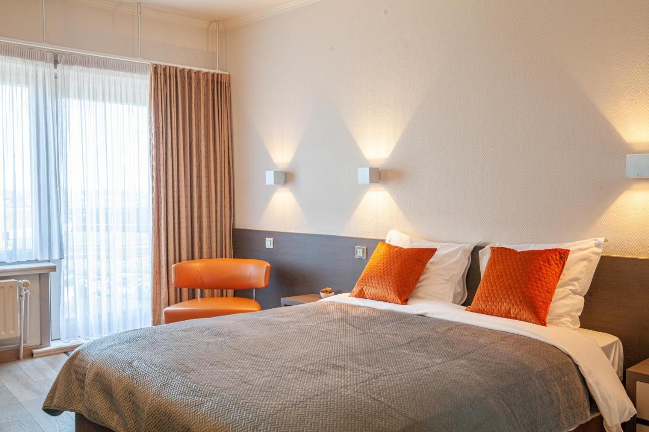 Hotel Monaco Zeebrugge Beach By Rikas Hotels ภายนอก รูปภาพ