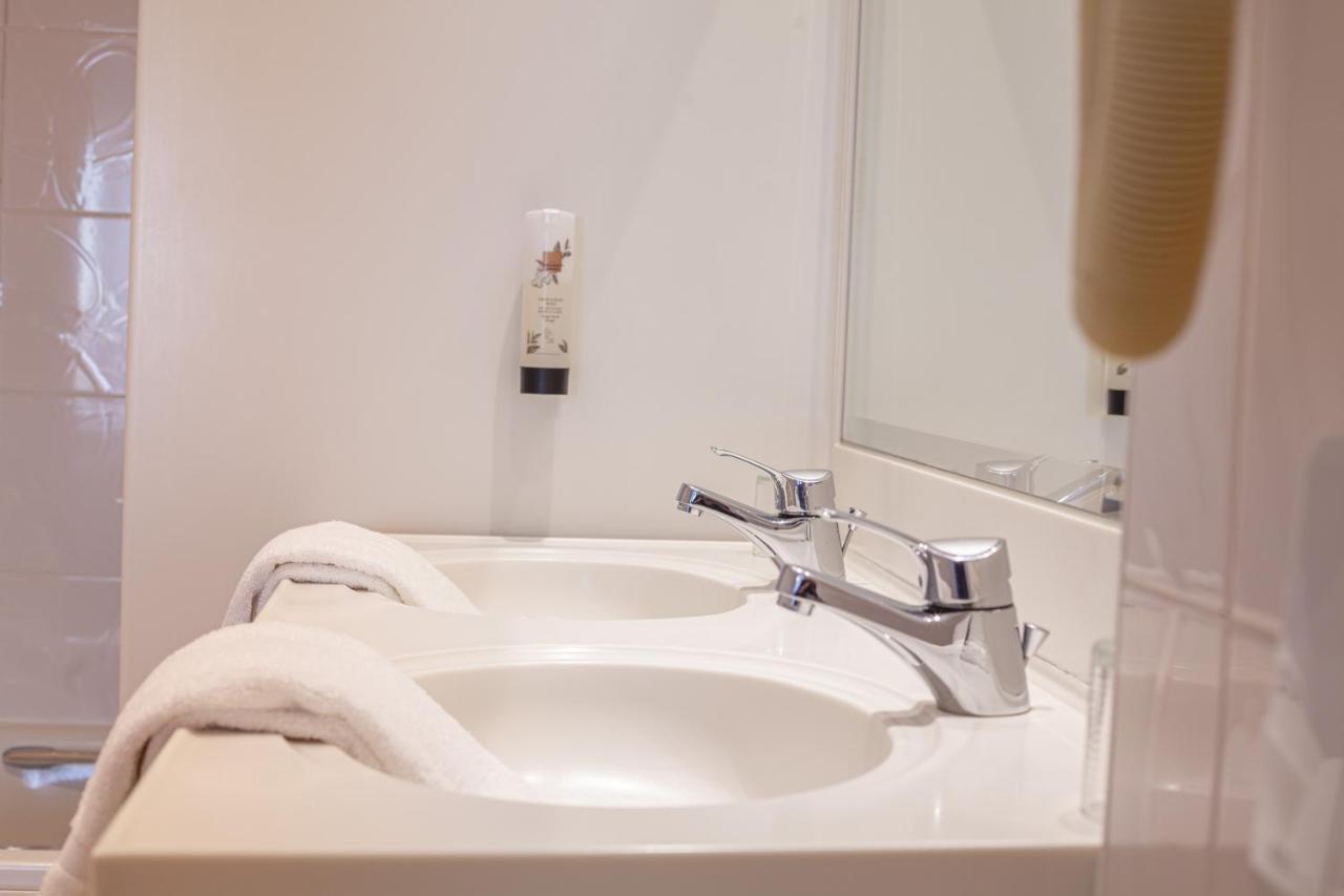 Hotel Monaco Zeebrugge Beach By Rikas Hotels ภายนอก รูปภาพ