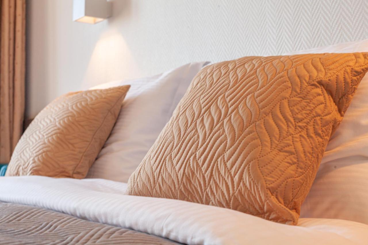 Hotel Monaco Zeebrugge Beach By Rikas Hotels ภายนอก รูปภาพ