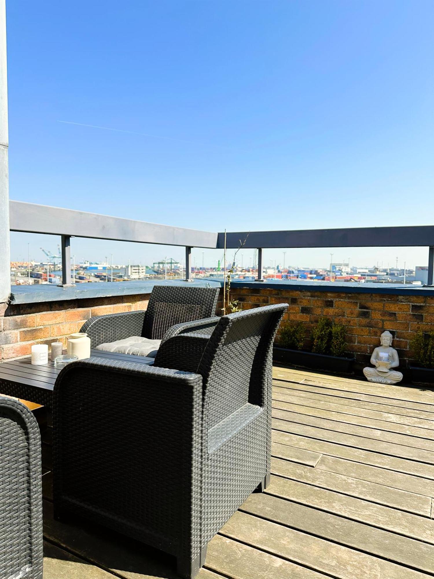 Hotel Monaco Zeebrugge Beach By Rikas Hotels ภายนอก รูปภาพ